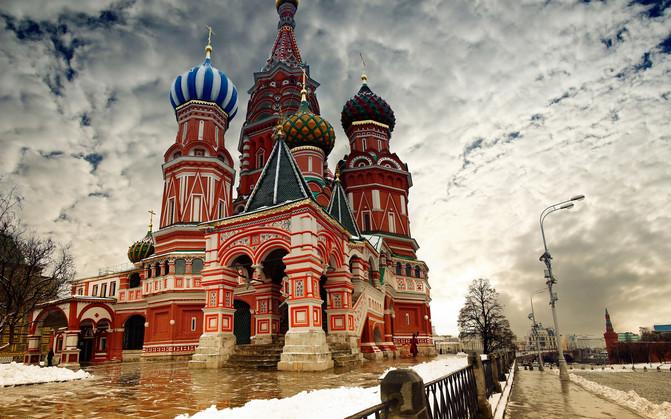 Seven days and five nights, Russia went to the unforgettable St. Petersburg and had to step on Moscow